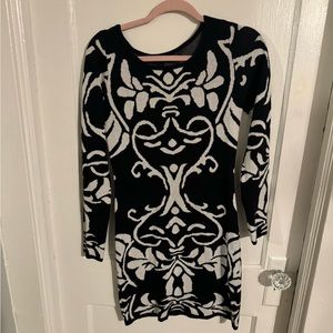M Long Sleeve Dress